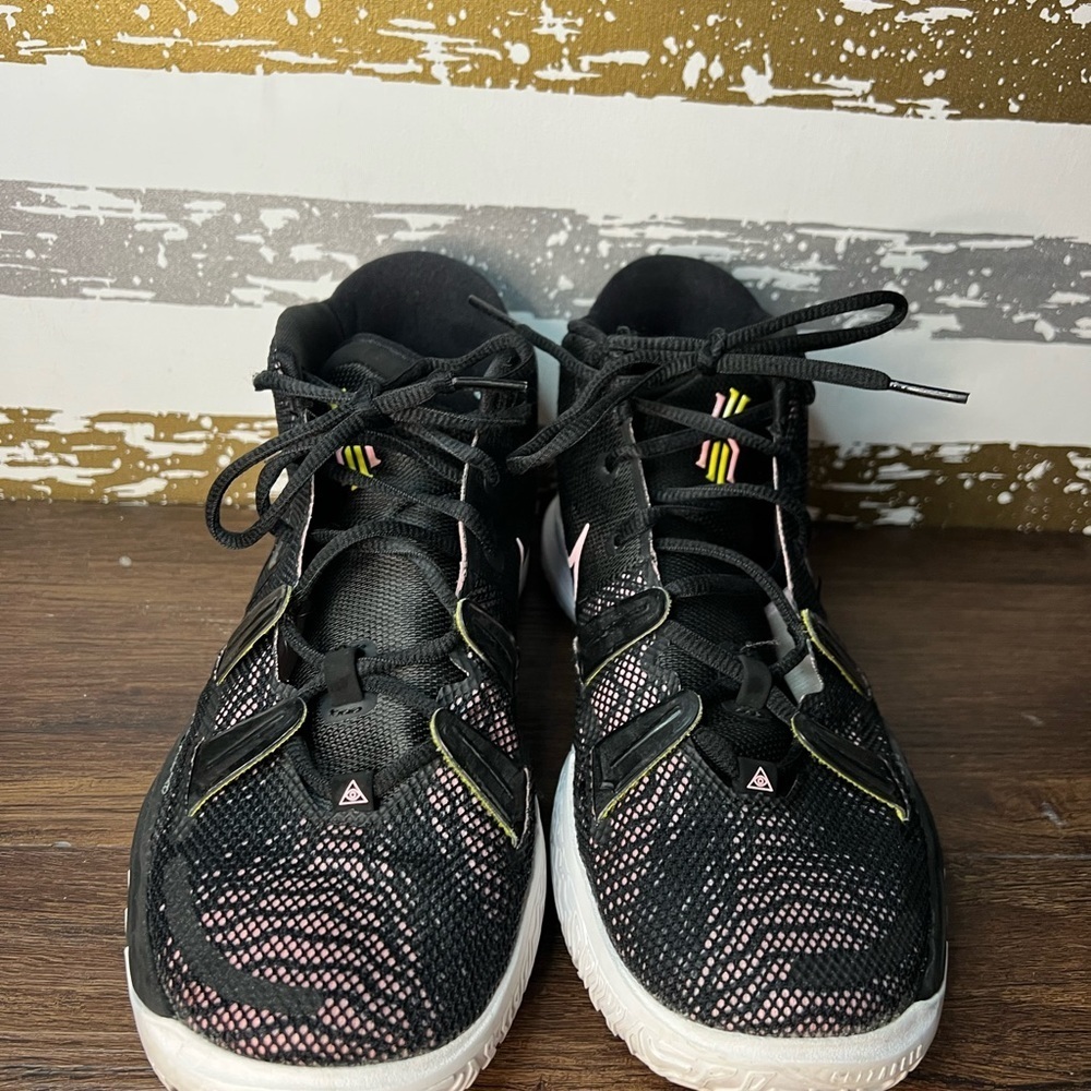 Kyrie “Ripple Effect” - Picture 6 of 6